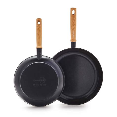ceramic skillet with wooden handle